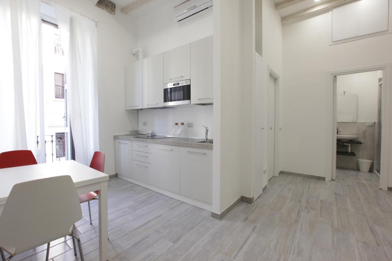 Amazing Apartment In City Center With Balcony มิลาน ภายนอก รูปภาพ