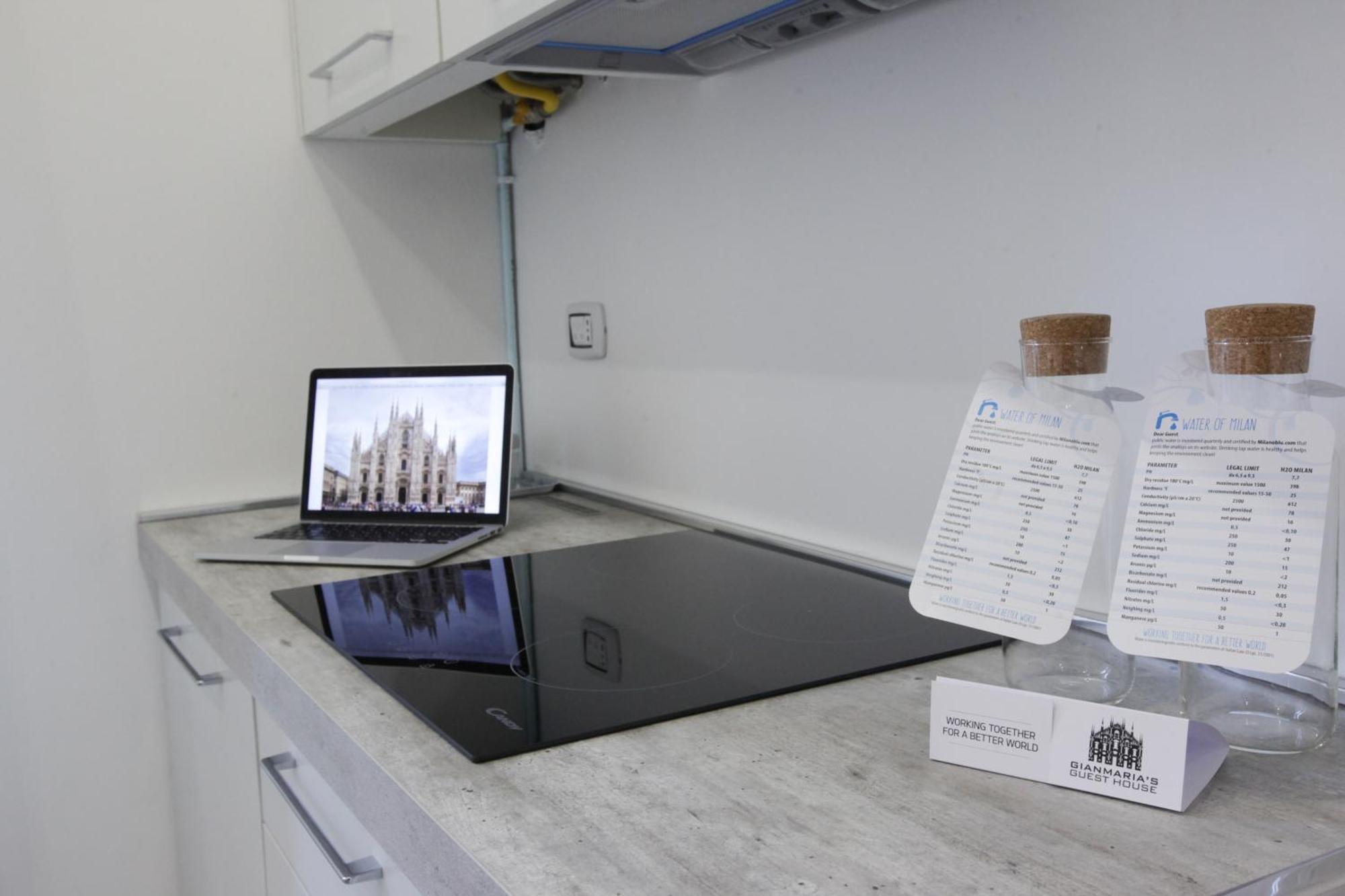 Amazing Apartment In City Center With Balcony มิลาน ภายนอก รูปภาพ