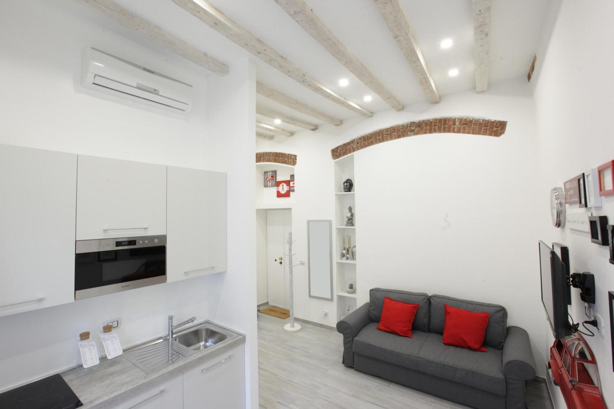Amazing Apartment In City Center With Balcony มิลาน ภายนอก รูปภาพ
